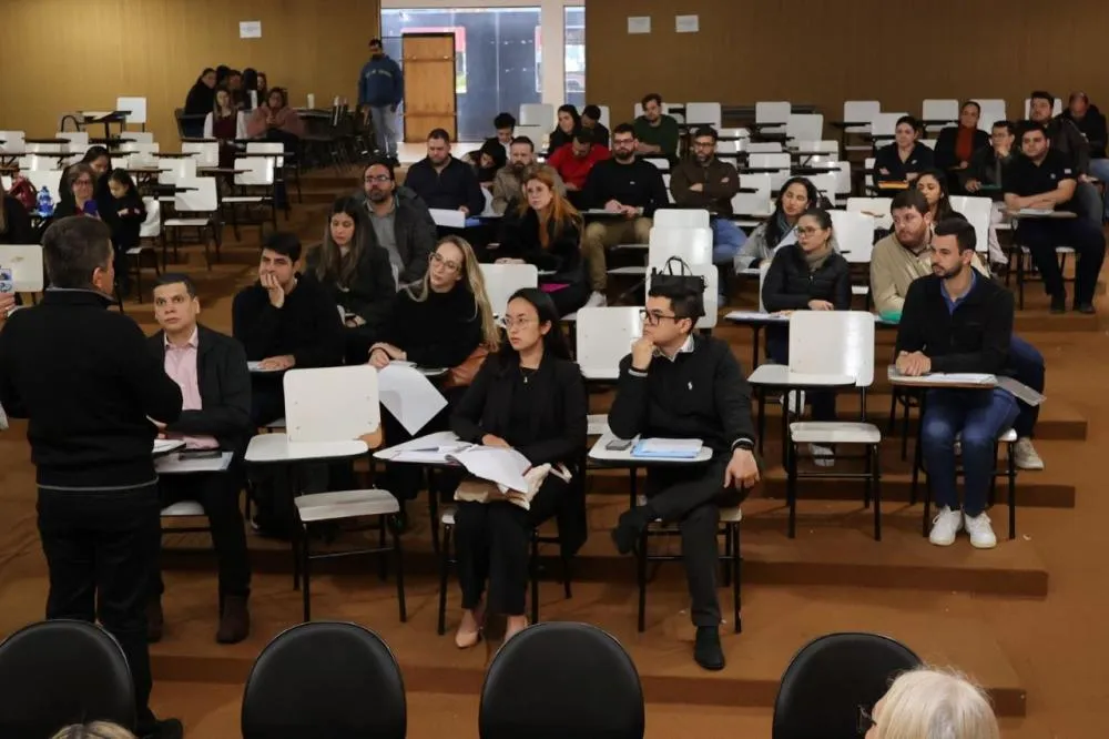 Prefeitura empossa 36 médicos para reforçar saúde pública de Dourados