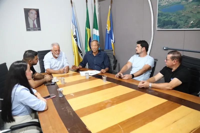 Psicólogos educacionais apresentam demandas aos vereadores de Dourados