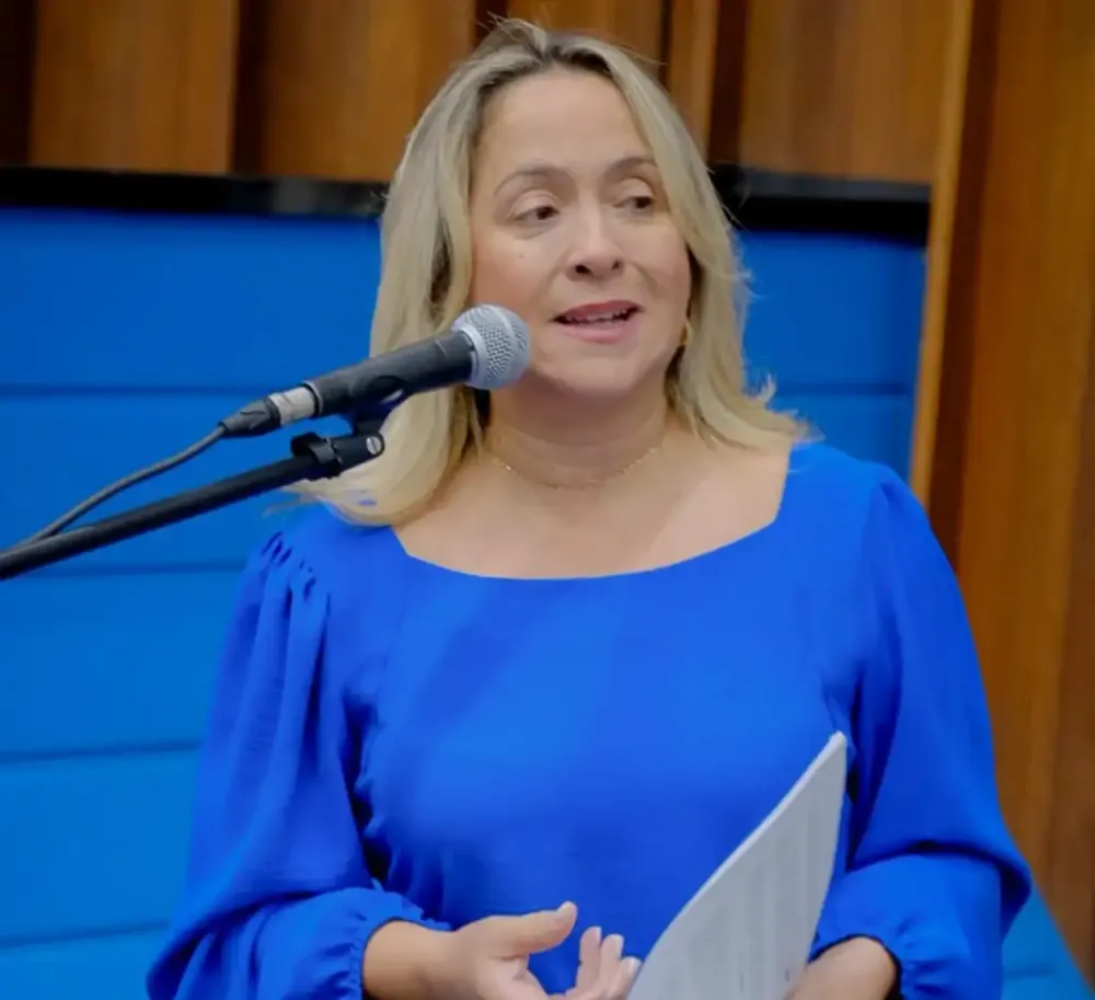 Lia Nogueira propõe mais ônibus para atender o futuro hospital de Dourados