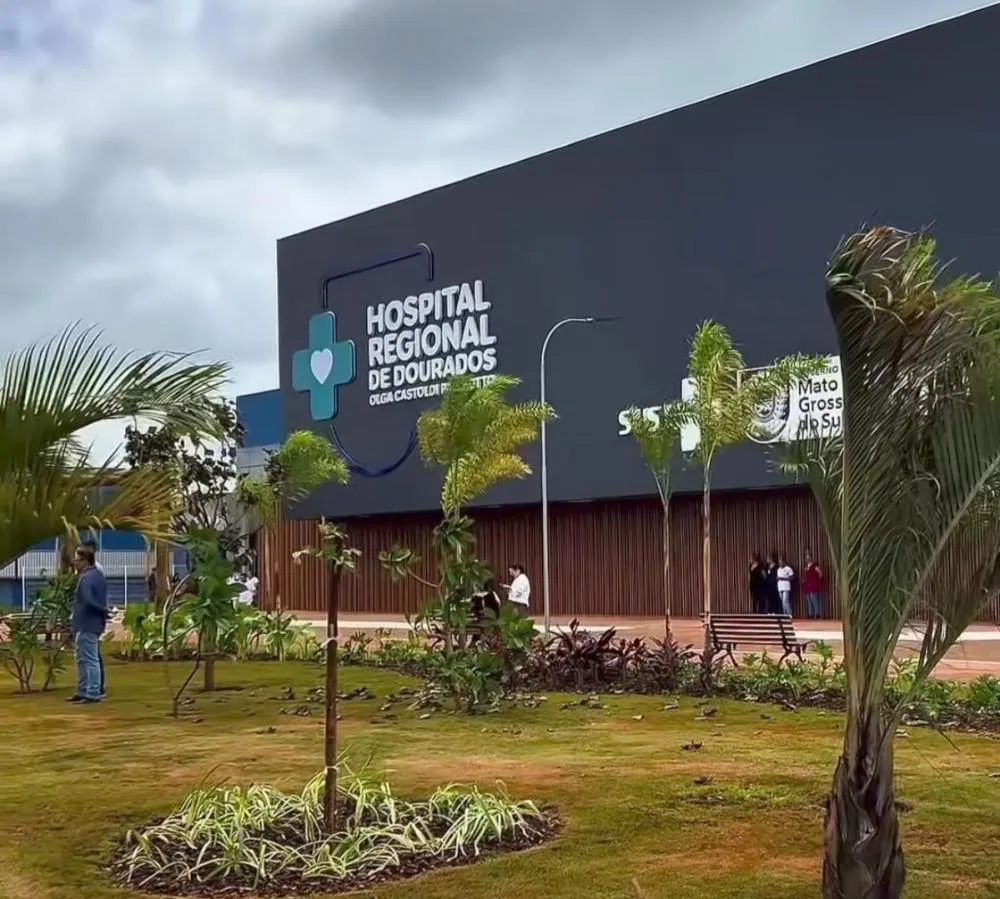 No aniversário de Dourados, Lia Nogueira celebra início das atividades do Hospital Regional