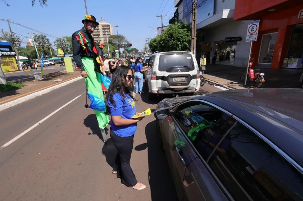 Prefeitura conscientiza população sobre respeito às vagas de idosos e pessoas com deficiência
