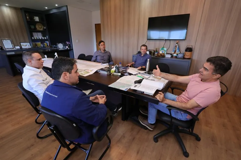 Prefeito recebe diretores da Ciarama e discute expansão da empresa em Dourados